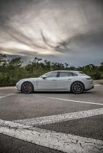 Porsche Panamera Turbo Sport Turismo 2017 года (NA)